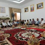 Perdana, Pj. Bupati Konawe Laksanakan Pengajian di Rumah Jabatannya