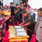 Resmi Tanda Tangani NPHD, Harmin Ramba Harap Pemilu 2024 Di Konawe Berjalan Dengan Aman