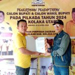 Serius Maju Di Pilbup Kolut, H. Jumarding Resmi Ambil Form Pendaftaran Penjaringan Balon Bupati Di Golkar