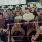 Pecah, Bupati Azis Dan Ribuan Warga Koltim Lulo Bersama Diiringi Musik Tradisional