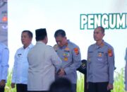 Presiden Prabowo Anugerahkan Satyalencana Wira Karya Kepada Kapolres Lampung Selatan, AKBP Toni Kasmiri